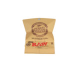 RAW | Classic Artesano - KSS Rolling Paper w/ Tip & Tray | 15pcs - Image 3