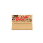 RAW | Classic Connoisseur - 1 1/4 Rolling Paper w/ Tip | 24pcs - Image 3